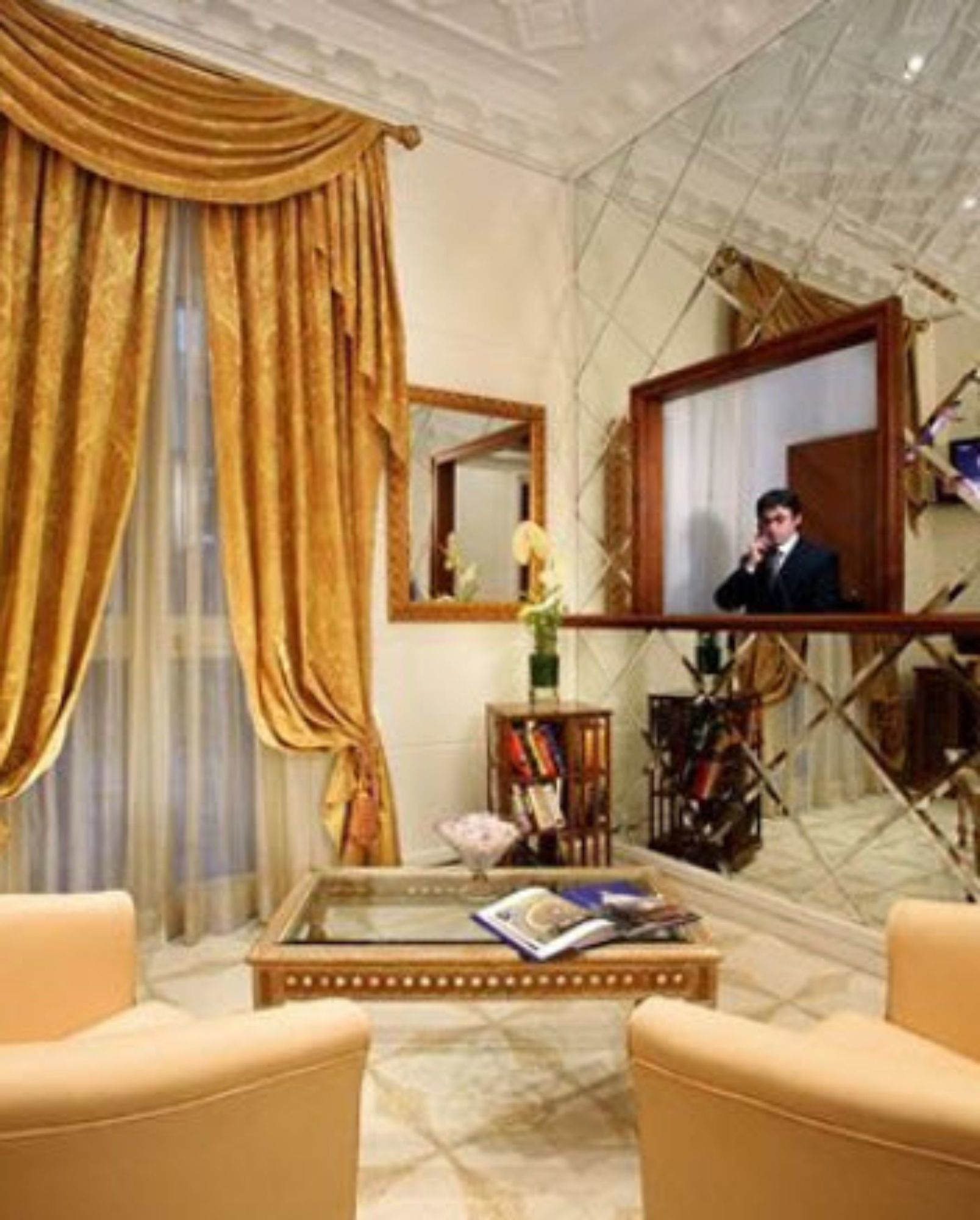 Фото Suite Opera Rooms