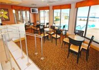 Фото Four Points by Sheraton Milwaukee Airport