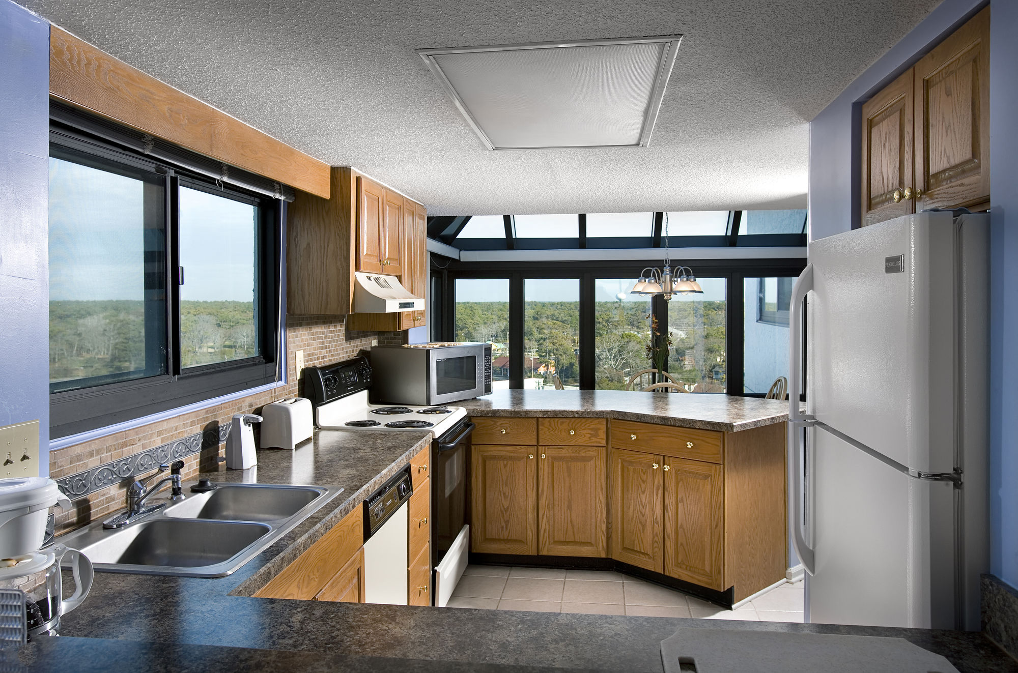 Фото The Caravelle Resort