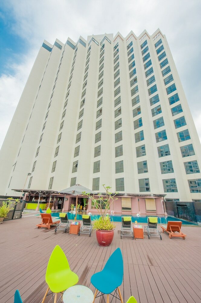 Фото The Seasons Pattaya