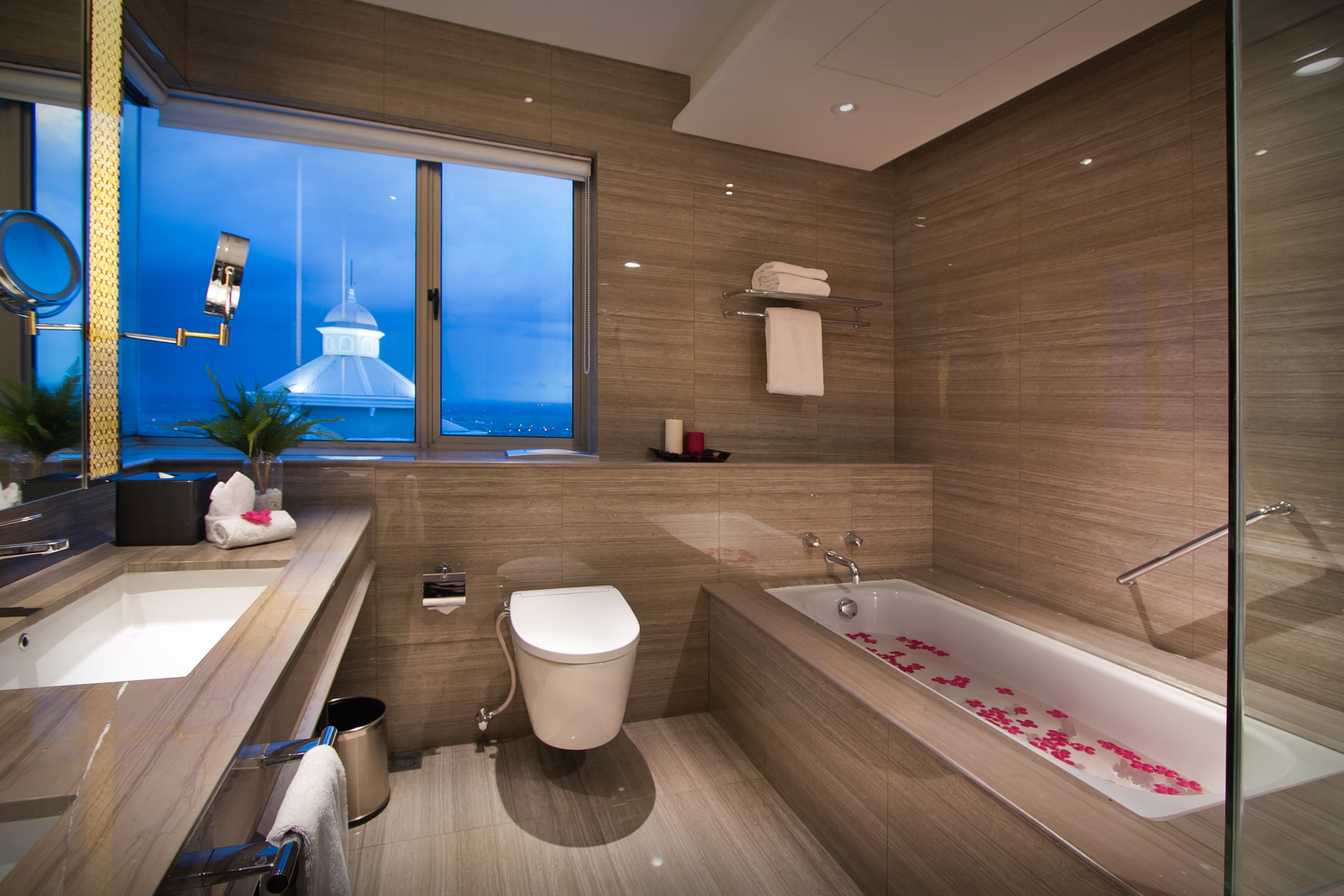 Фото Ascott Waterplace Surabaya