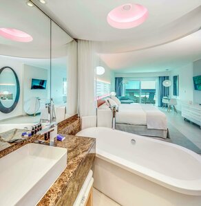 Гостиница Melia Internacional