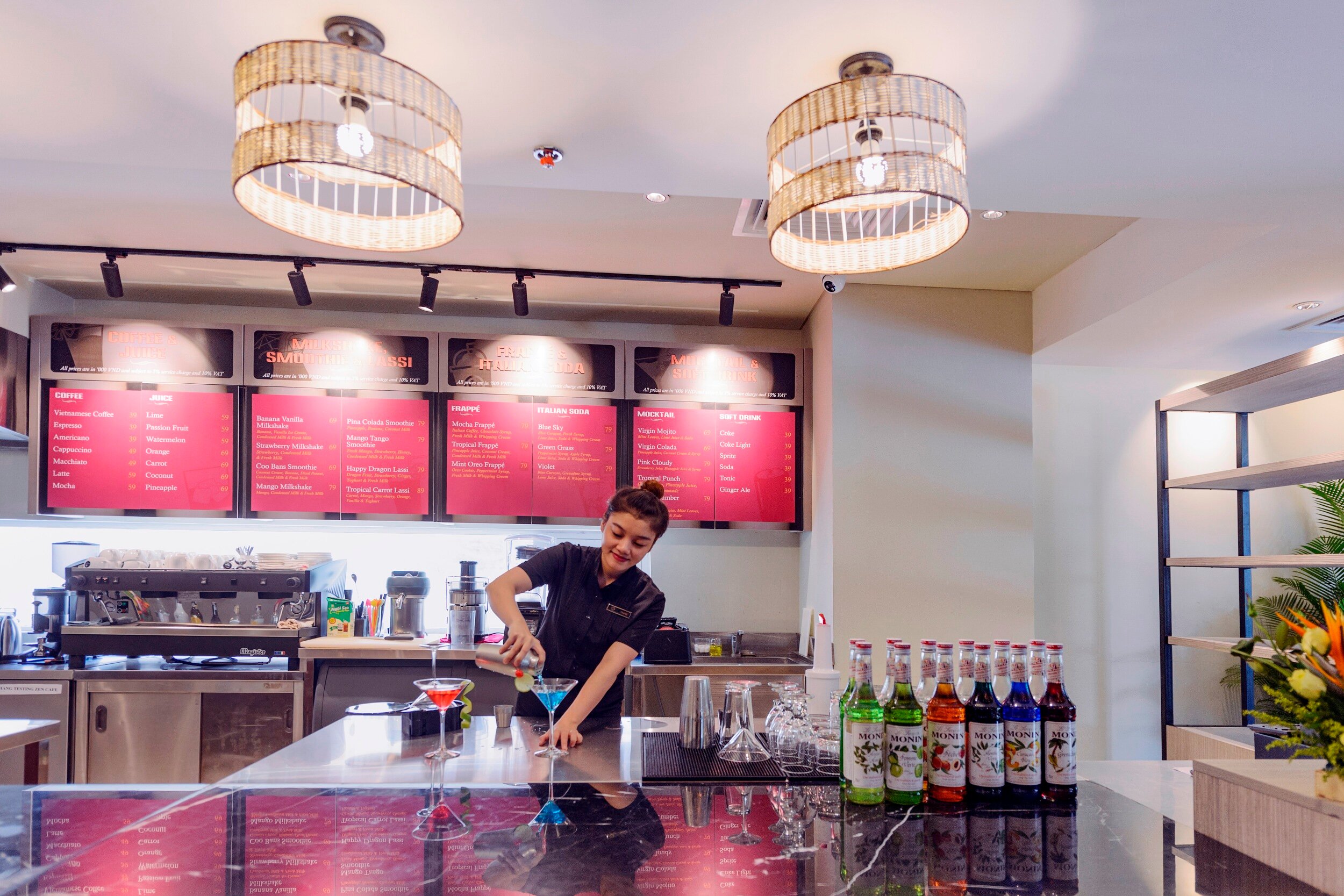 Фото Zen Diamond Suites Hotel Danang