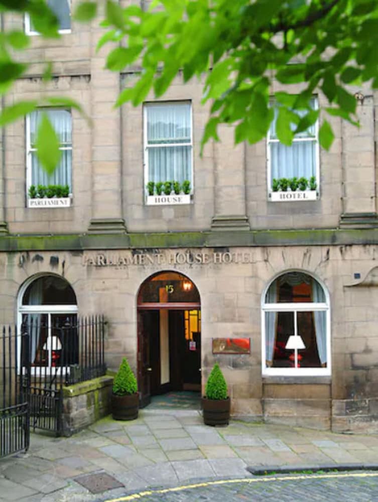 Фото Parliament House Hotel