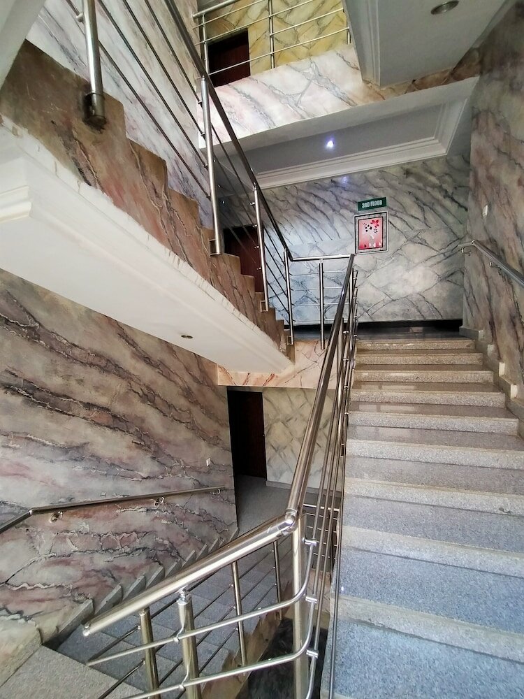 Фото Laps New World Hotel