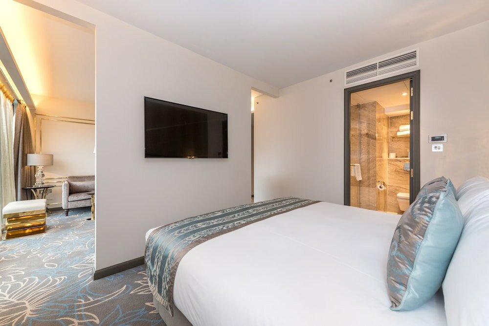 Фото Hotel Saint