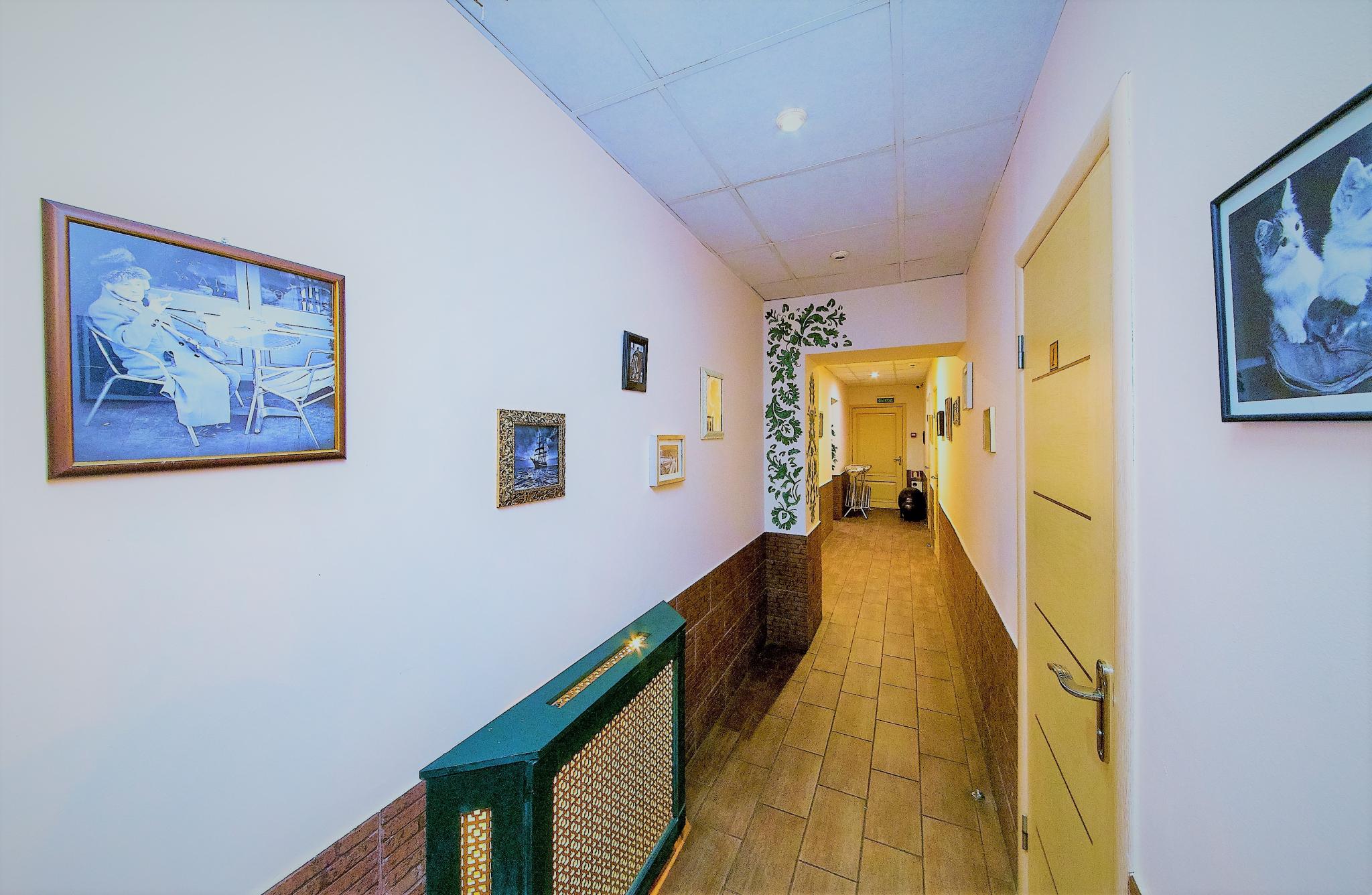 Фото Априори