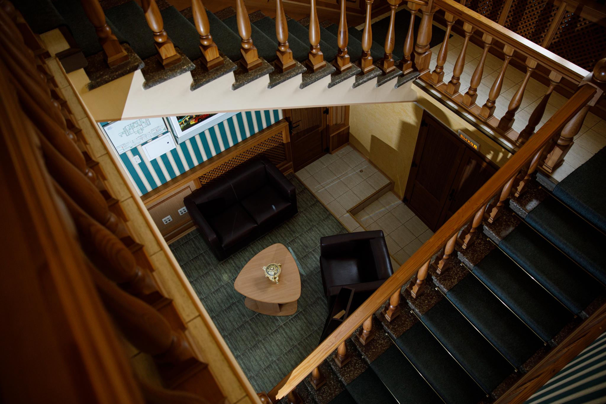 Фото Пятый угол