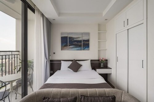 Гостиница Canh Apartment in Vinhomes Green Bay в Ханое