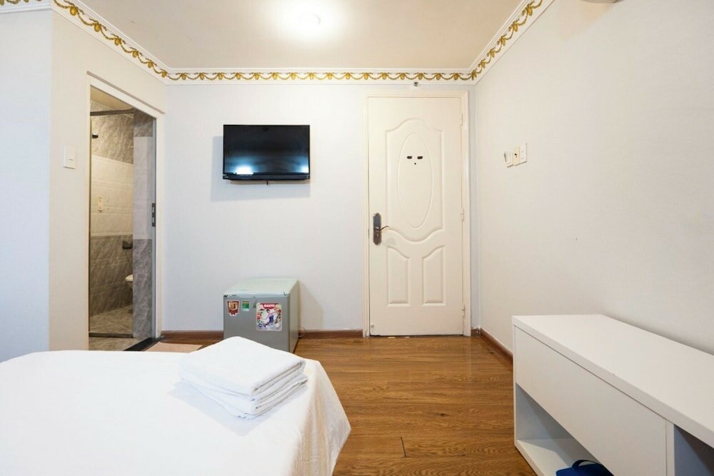 Фото Crowne Bui Vien Hotel