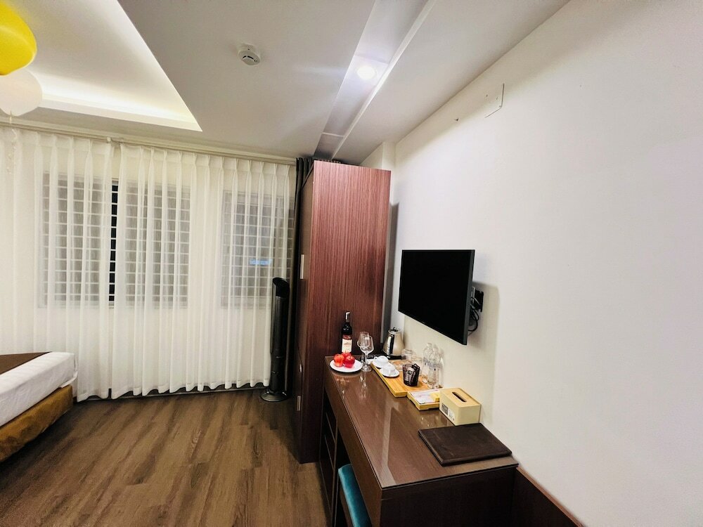 Фото 239 Hotel by RedDoorz