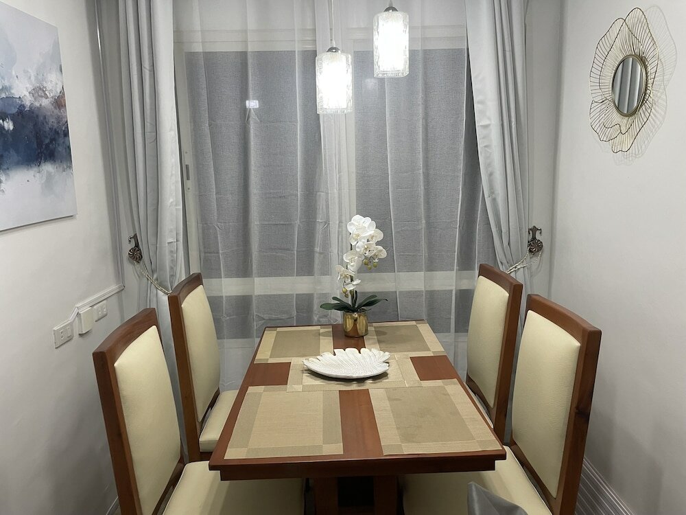 Фото Mesavirre Garden Residences