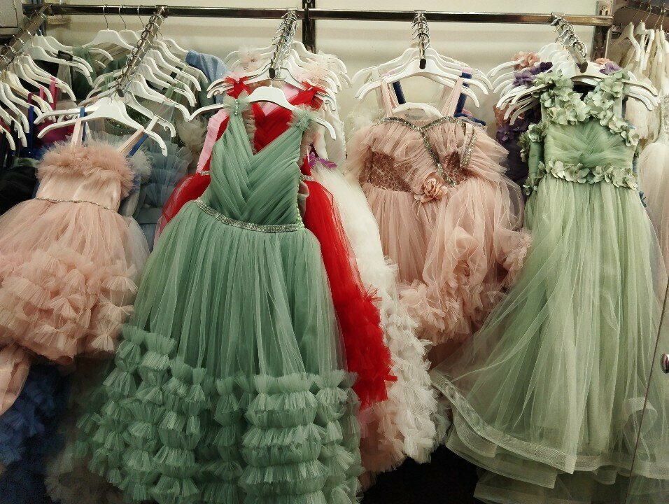 Children's clothing store Süslü Genç & Çocuk Abiye, Izmir, photo