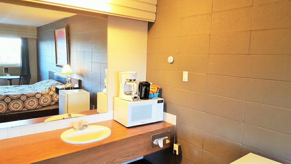 Фото Westport Inn