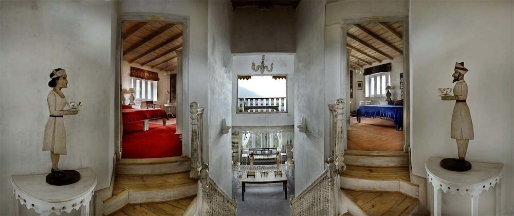 Фото Neemrana's - Ramgarh Bungalows