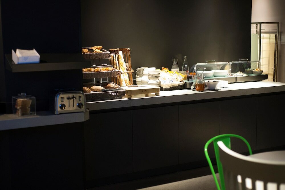 Фото Campanile Clermont Ferrand Centre