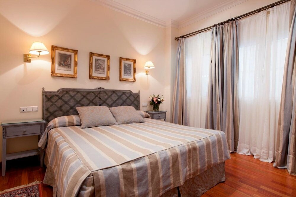 Фото Hotel Doña Maria