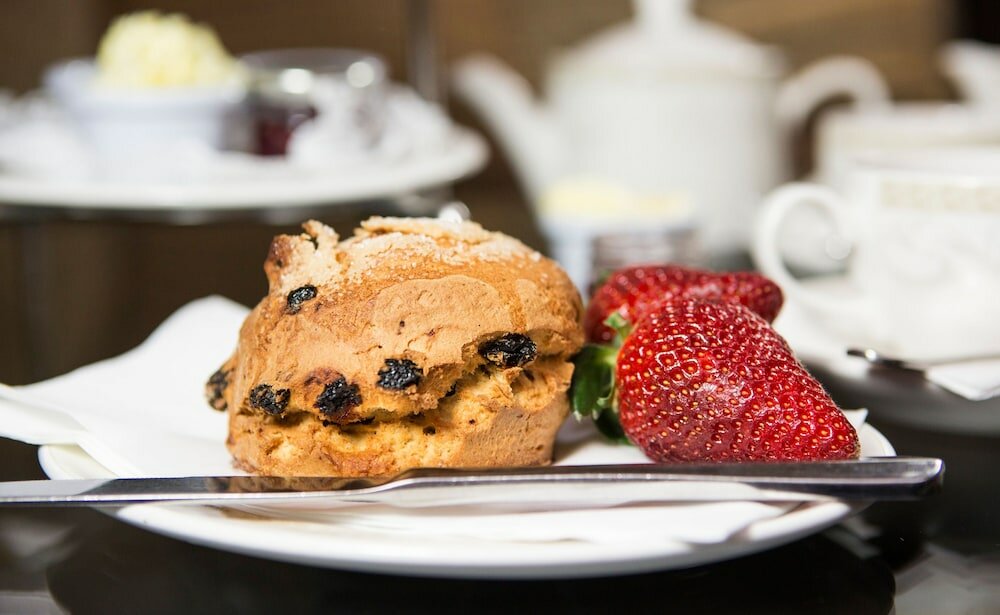 Фото The Royal Highland Hotel