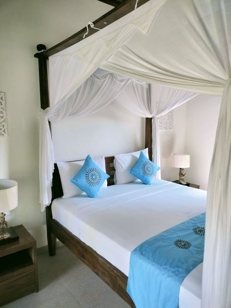 Фото Sama's Cottages and Villas