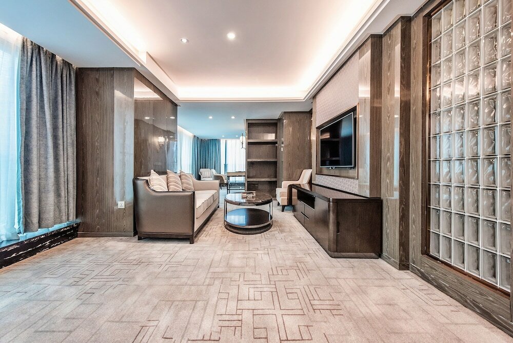 Фото Mercure Chongqing Downtown