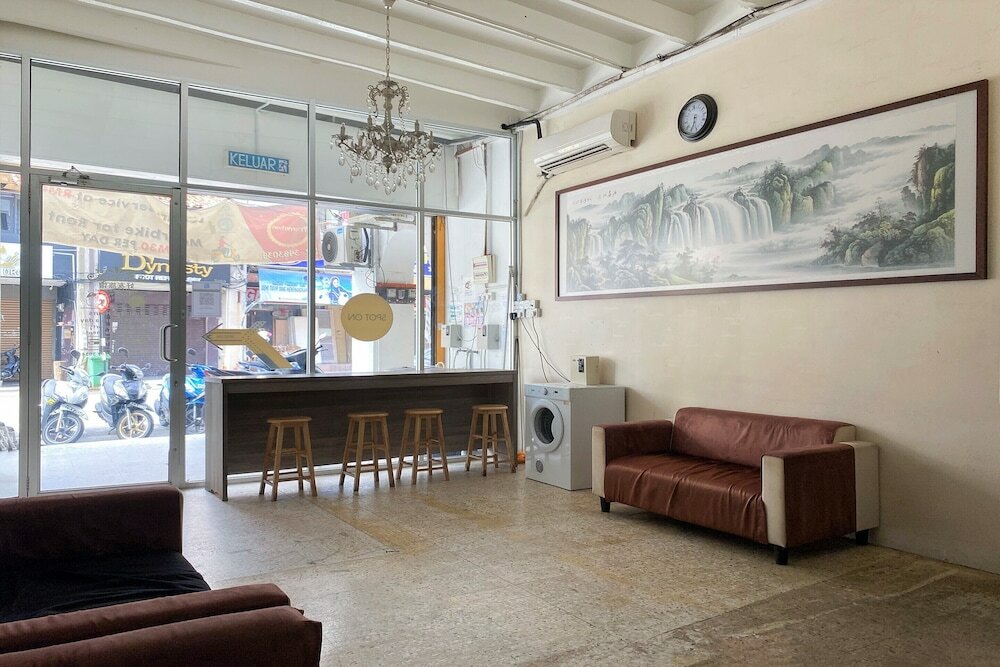 Фото Spot On 89673 Good Friend Hotel