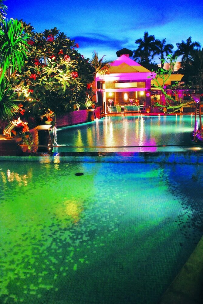 Hotel Java Paragon Hotel and Residences, Surabaya, photo