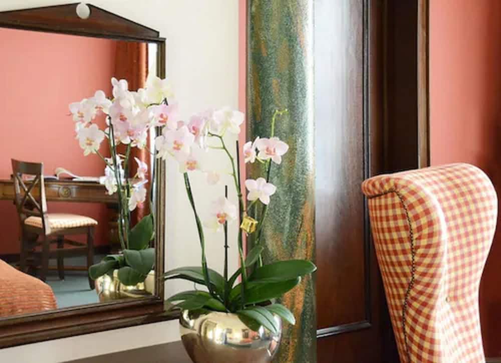 Фото Athmos Hotel