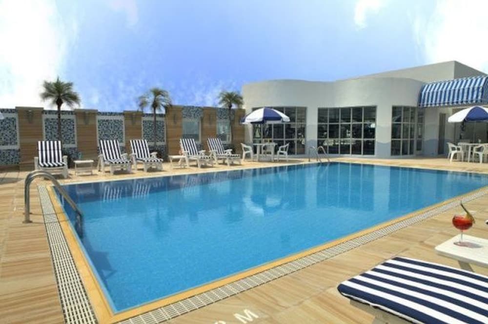 Фото Metropark Hotel Kowloon