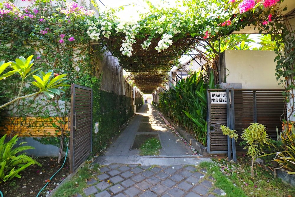 Фото Sayang Residence 2