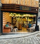 The Market  (İstanbul, Beyoğlu, Şahkulu Mah., Serdar-ı Ekrem Cad., 47A), coffee shop