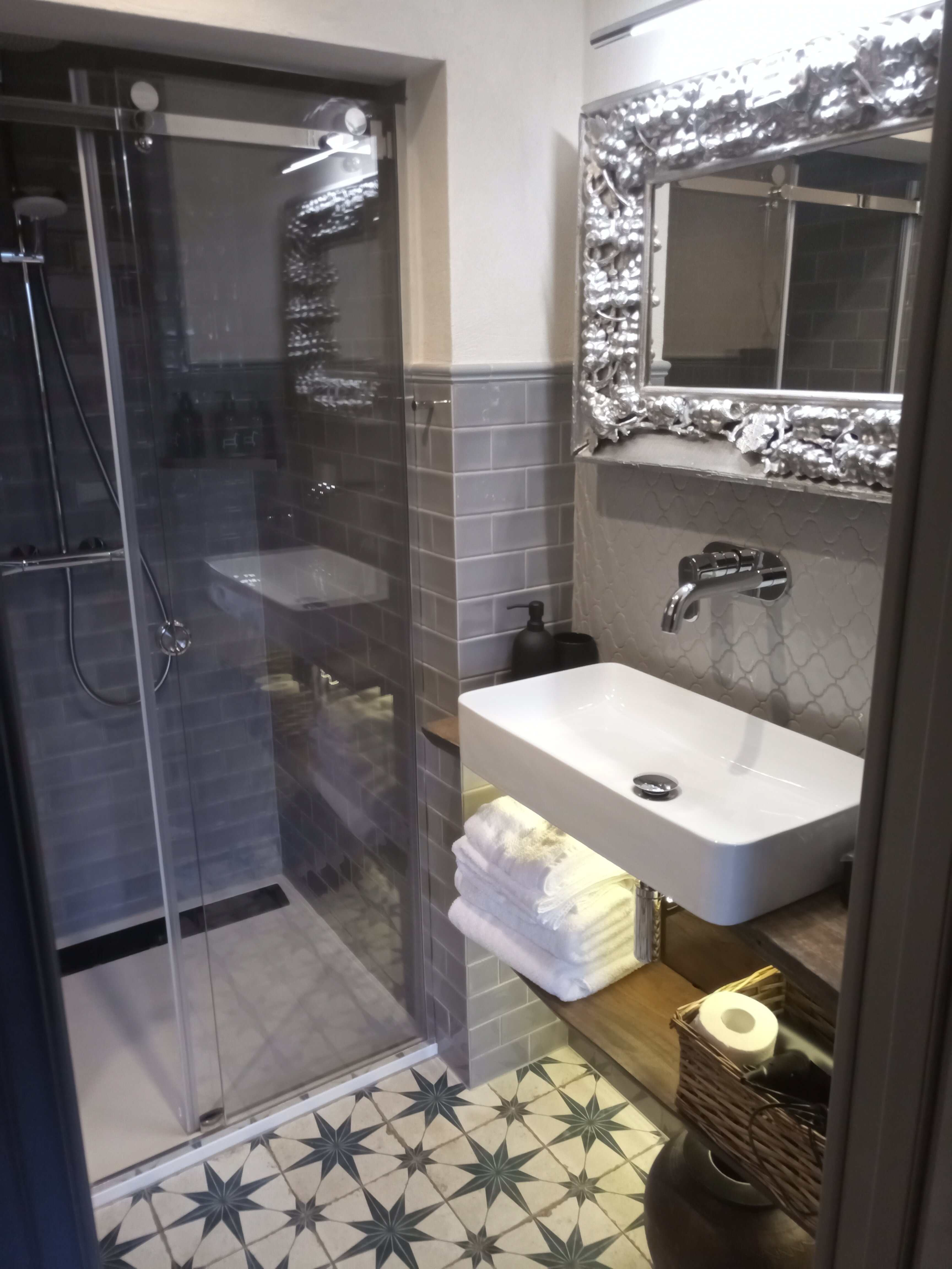 Фото Конь в пальто. Музей и постой