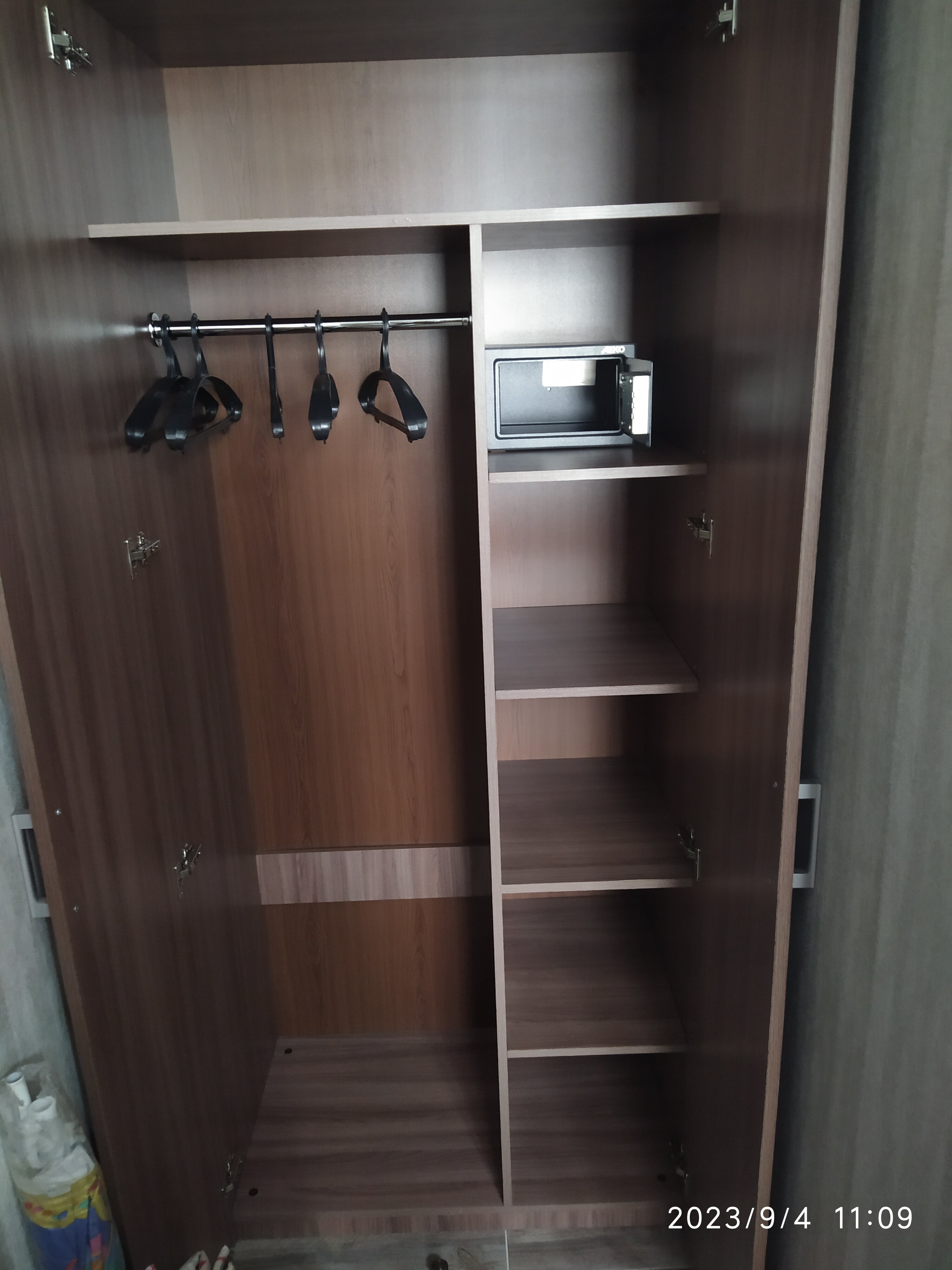 Фото Солнечный