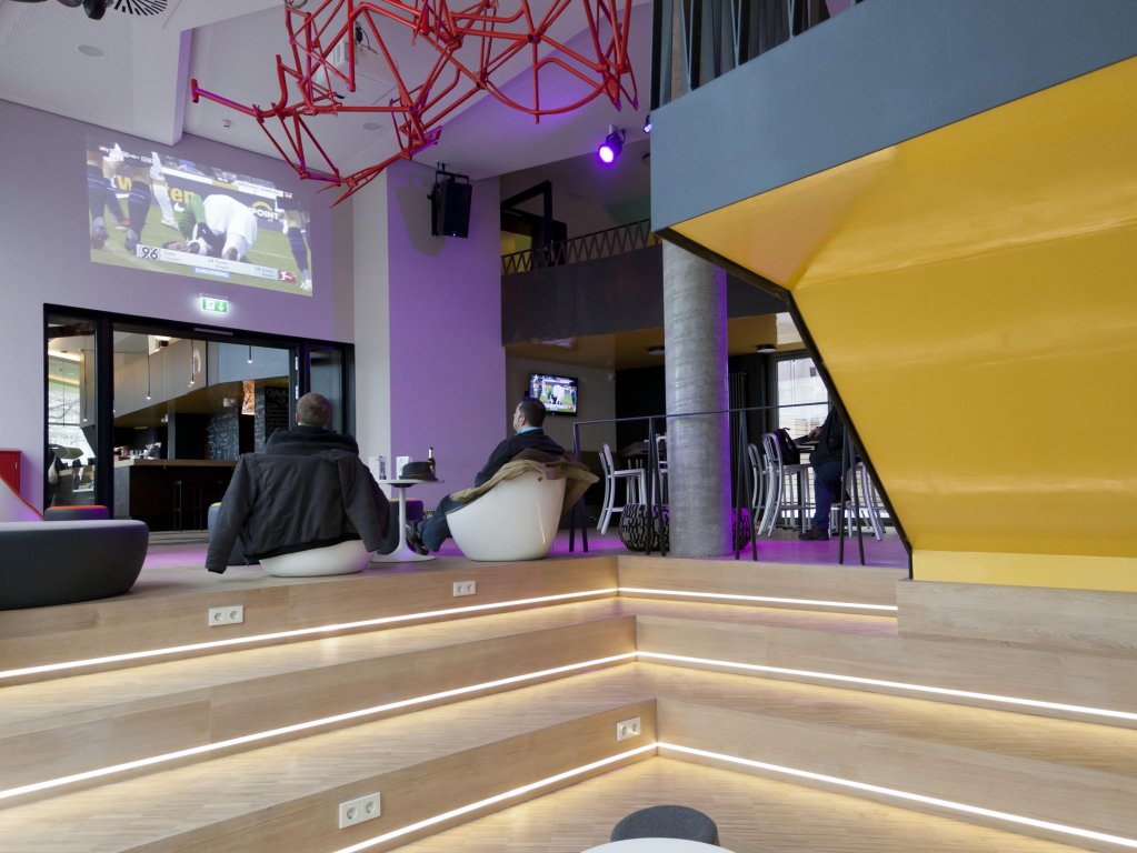 Фото Generator Hamburg