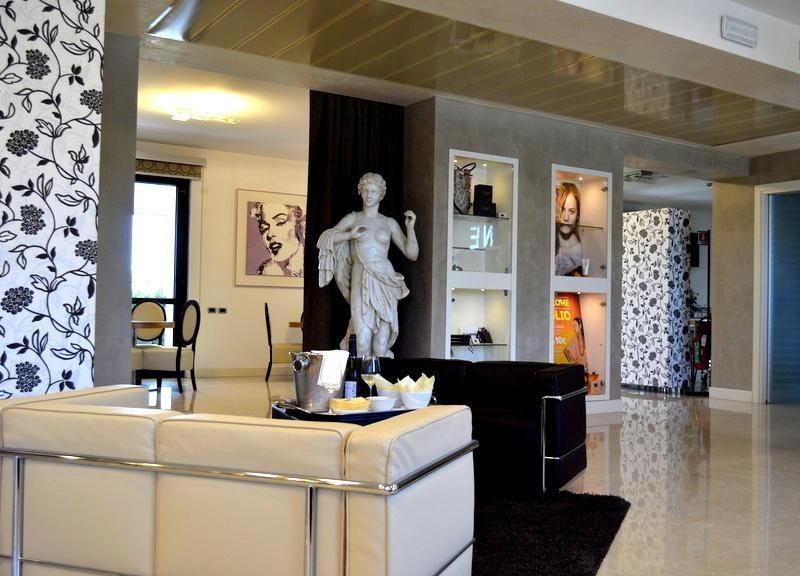 Фото Hotel Omnia