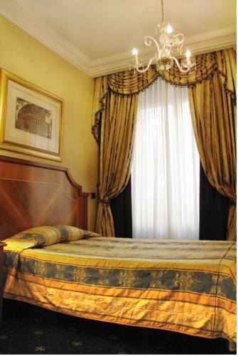 Фото Hotel Les Chambres D'Or