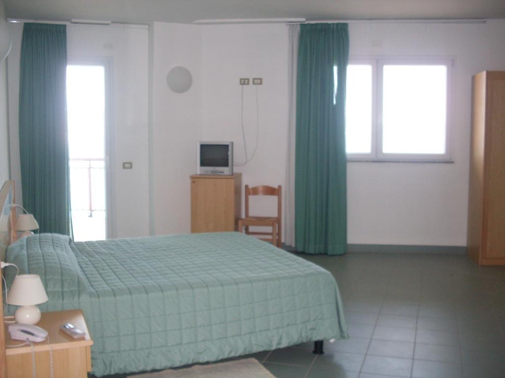 Фото Hotel Soleado