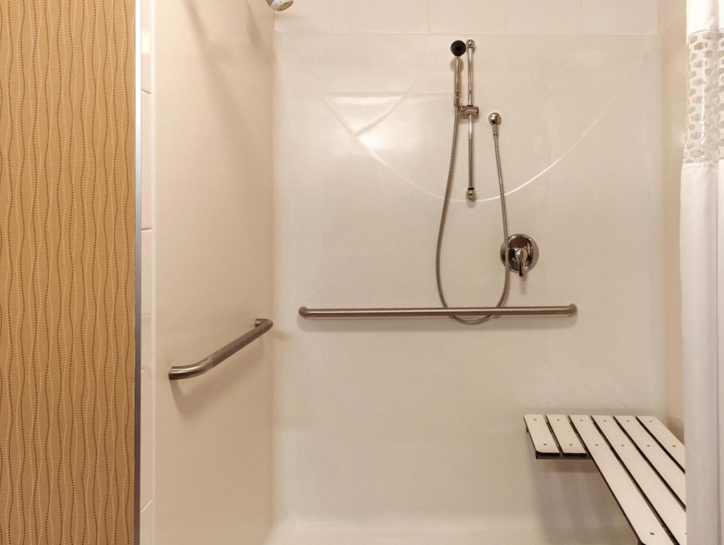 Фото Hampton Inn by Hilton Edmonton/South, Alberta, Canada