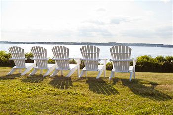 Фото Castle Hill Inn