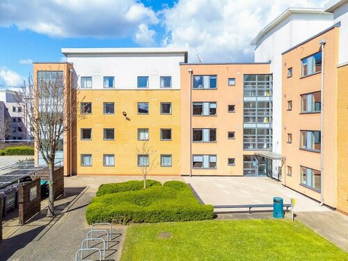 Гостиница Vibrant Ensuite Rooms - Hatfield - Hostel в Хатфилде