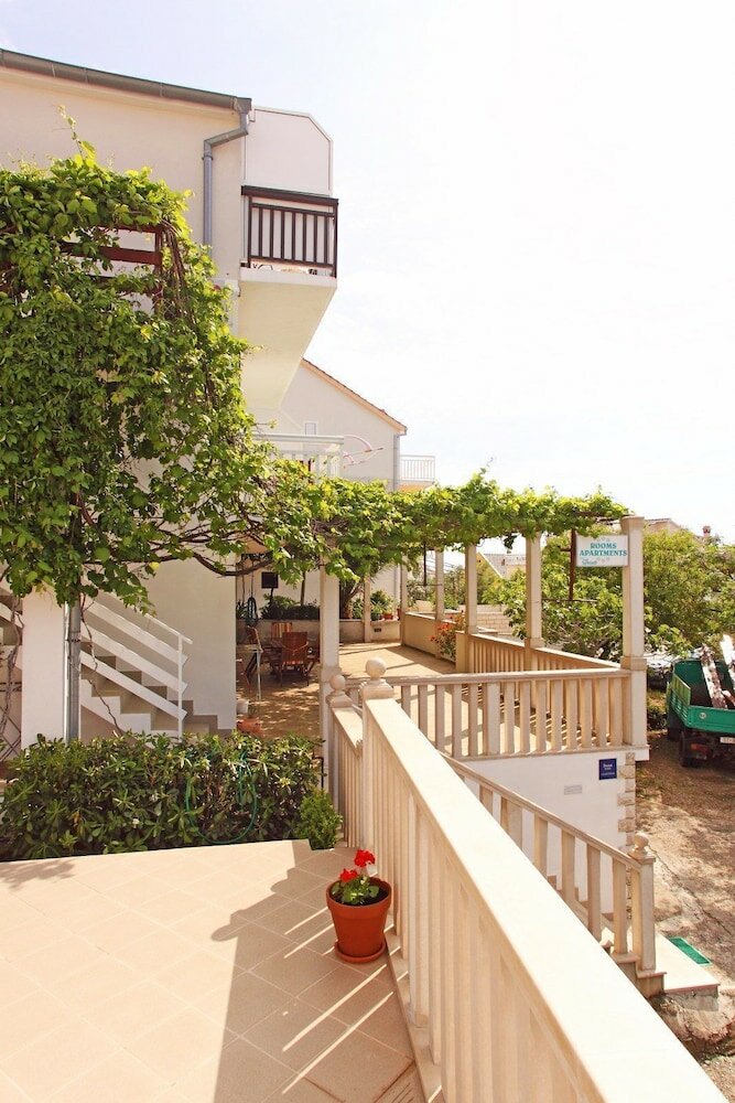 Фото Apartmani Ivanovic