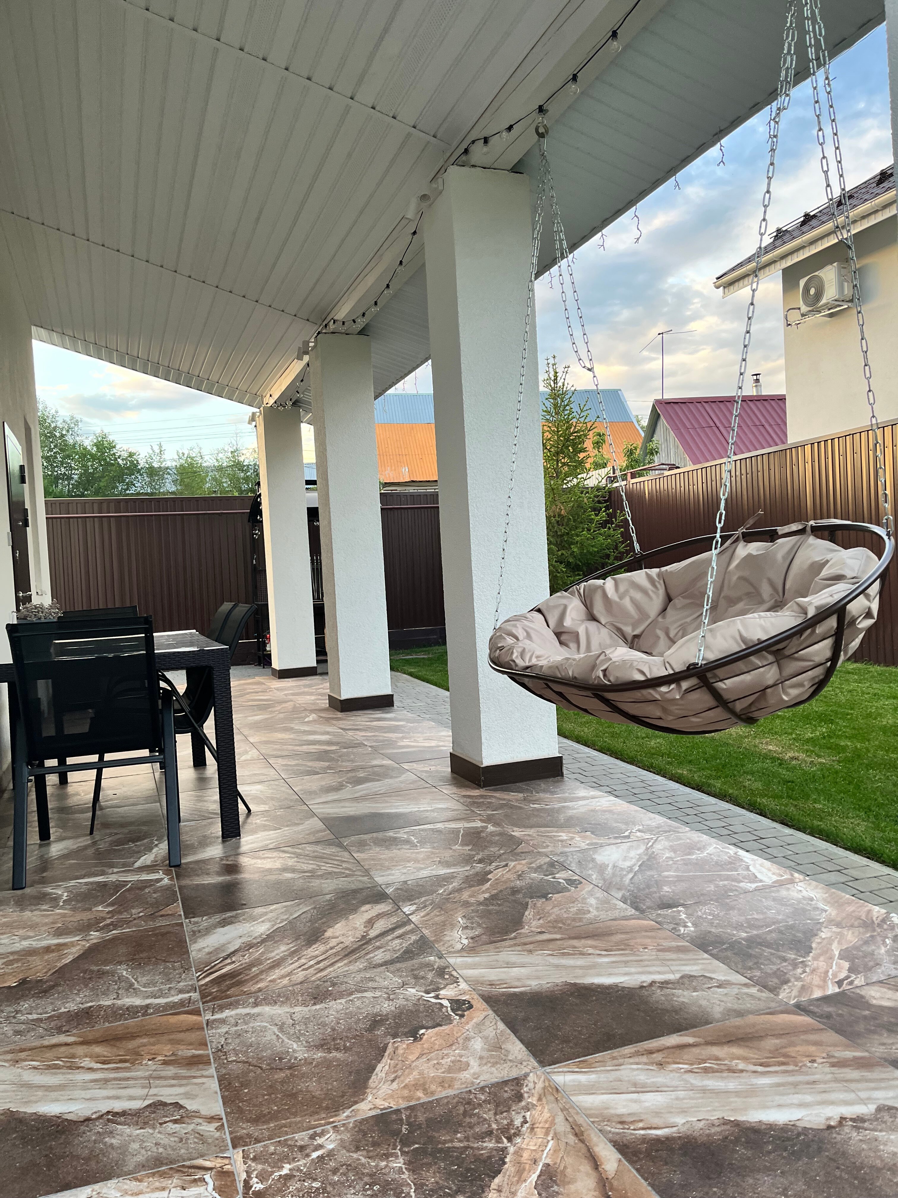 Фото Twins House