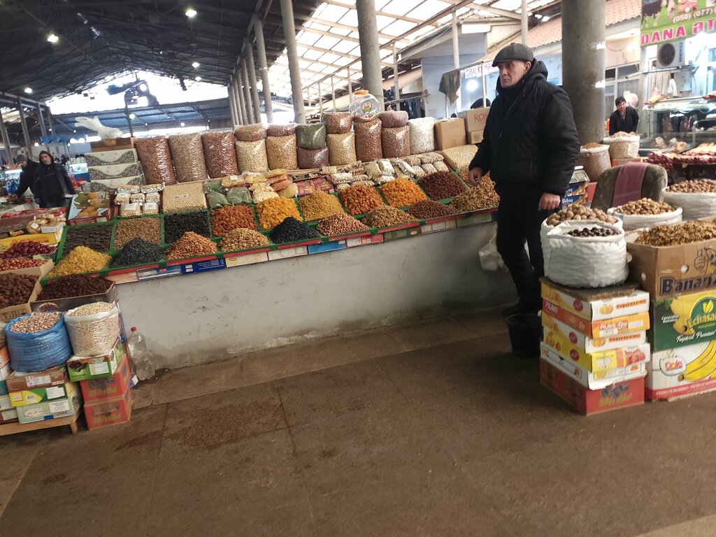 Nuts, snacks, dried fruits Quru meyve ve cherez, Baku, photo