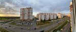 По ул. Романа Брянского (ulitsa Romana Bryanskogo, 12А), complejo residencial