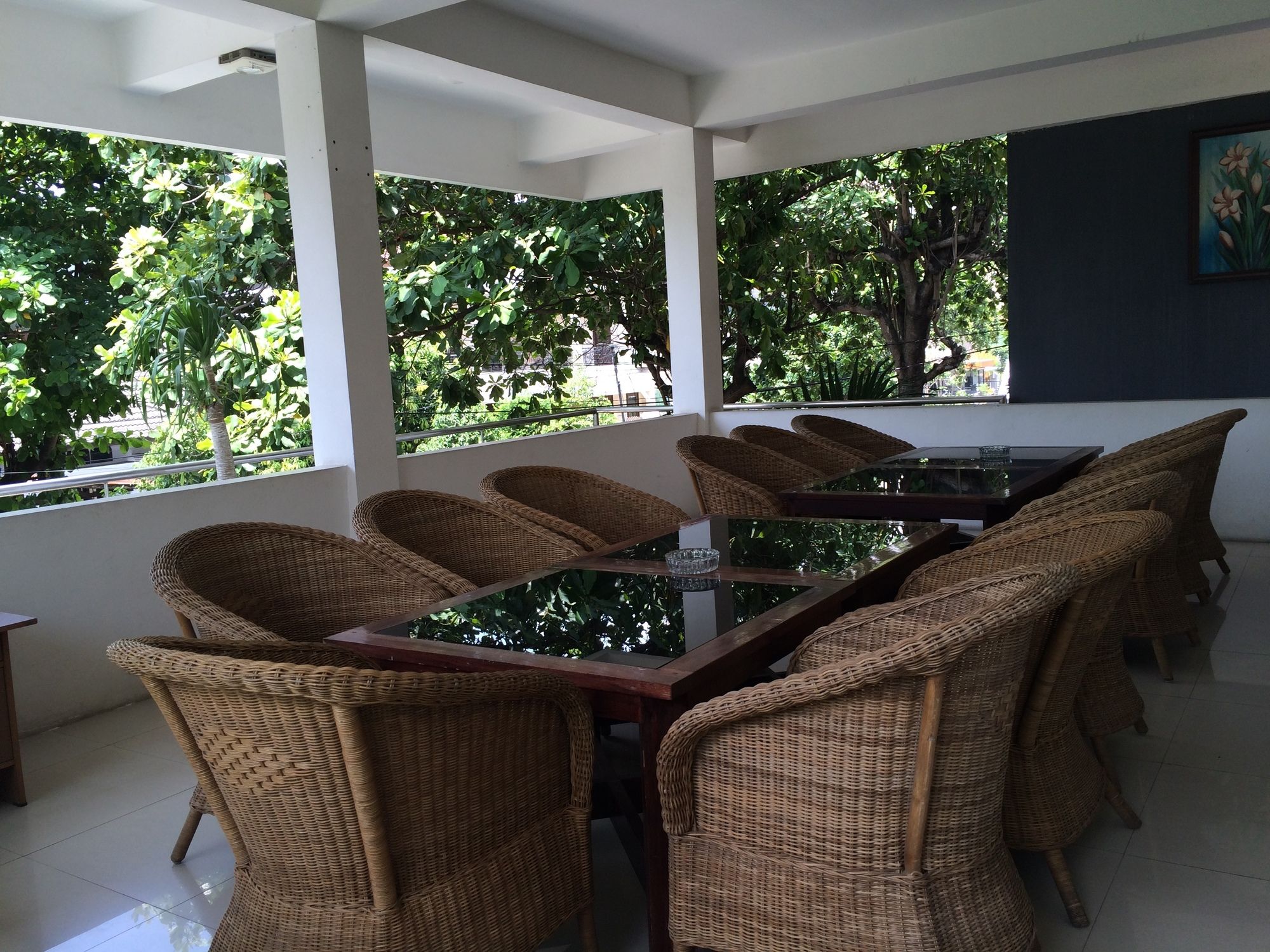 Фото Crown Hotel