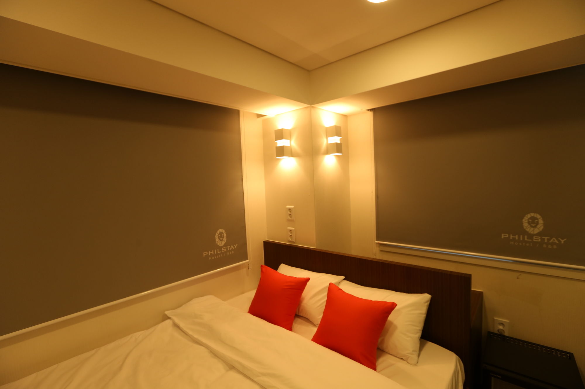 Фото Philstay Myeongdong Central Hotel