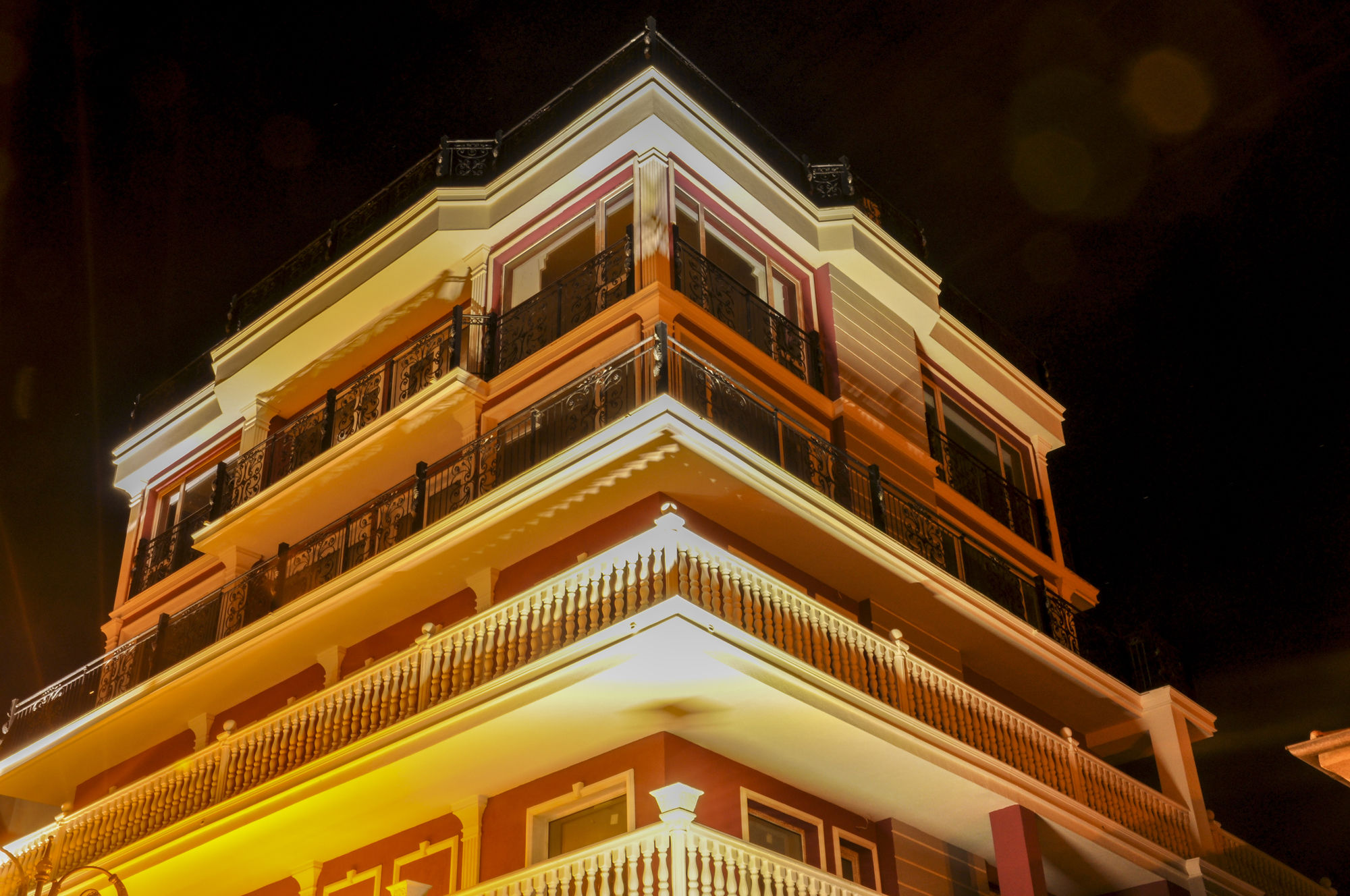 Фото Roel Residence Apartments