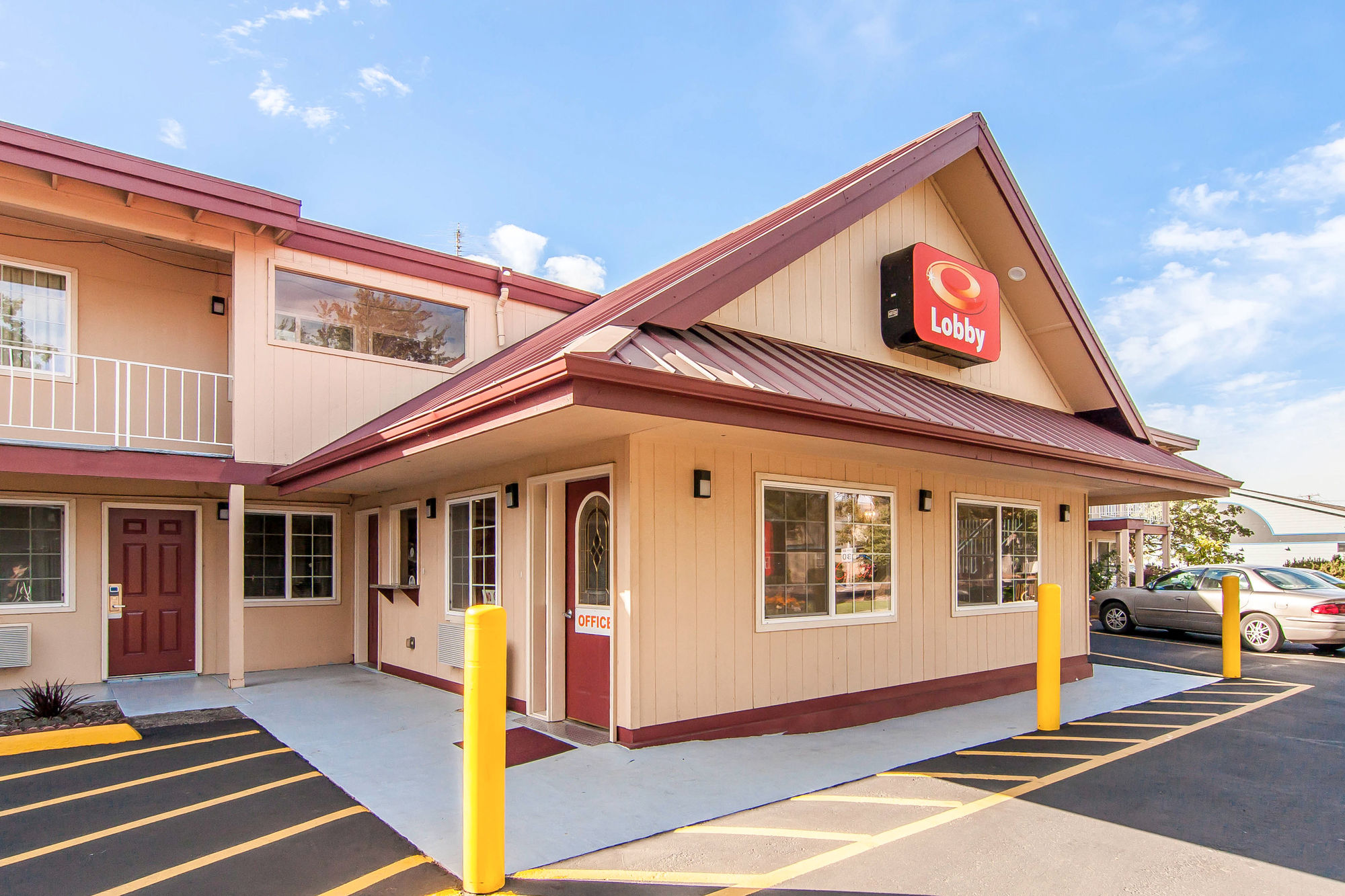 Фото отеля 2