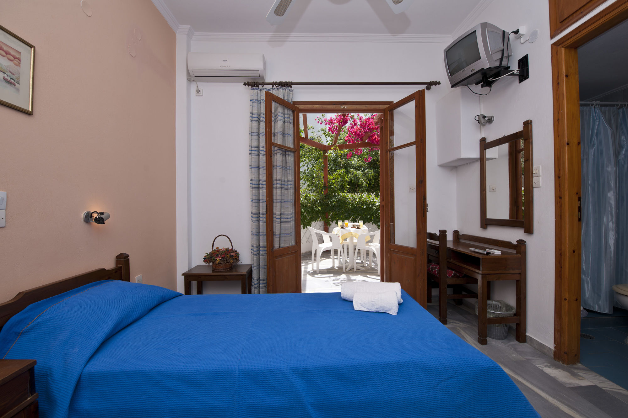 Фото Marisa Rooms