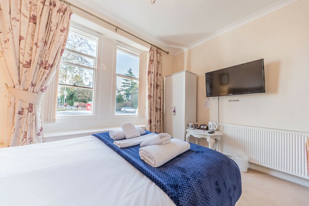 Фото Rayrigg Villa Guest House