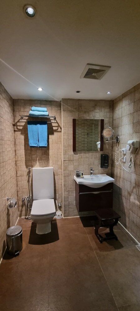 Фото Golden Park Hotel